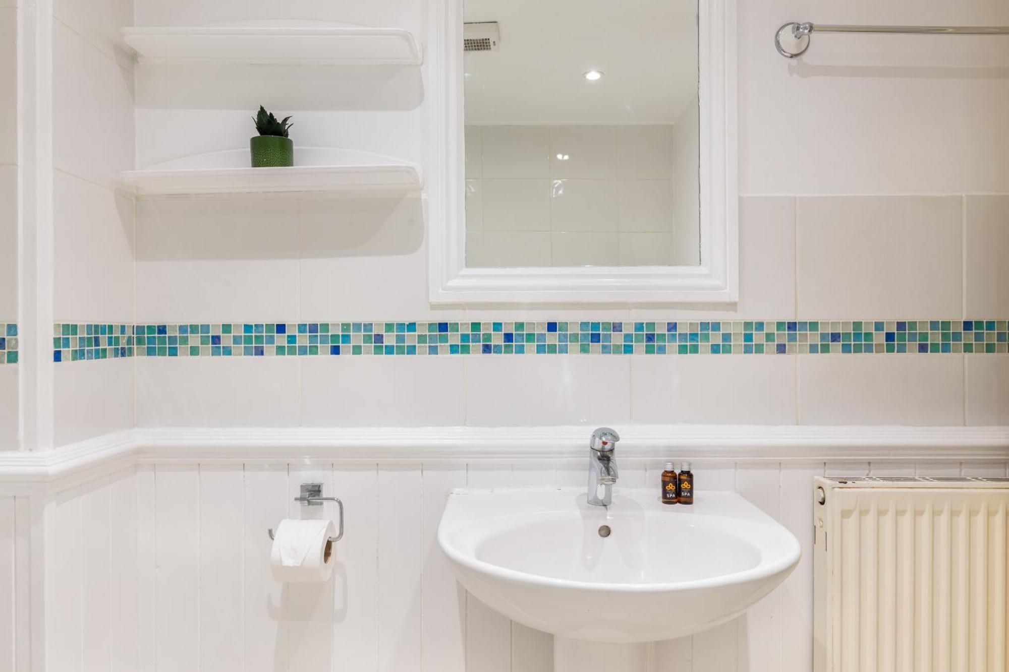 The Goldhawk Road Collection Apartament Londra